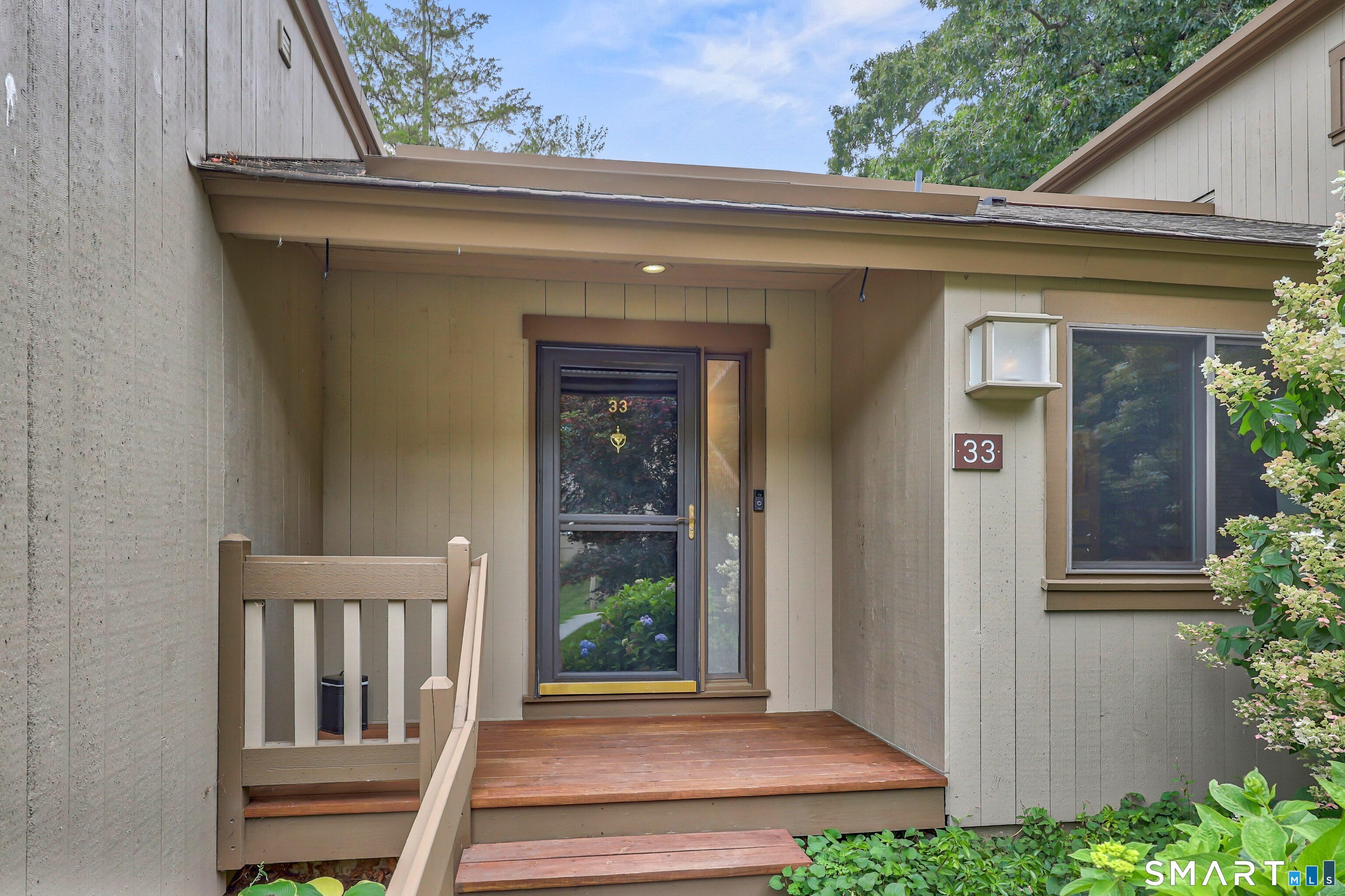 33 Great Meadow Lane Farmington CT 06001