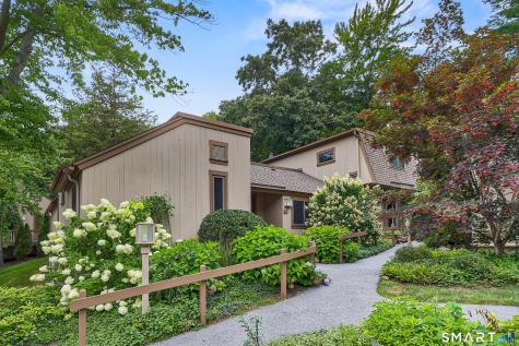 33 Great Meadow Lane Farmington CT 06001