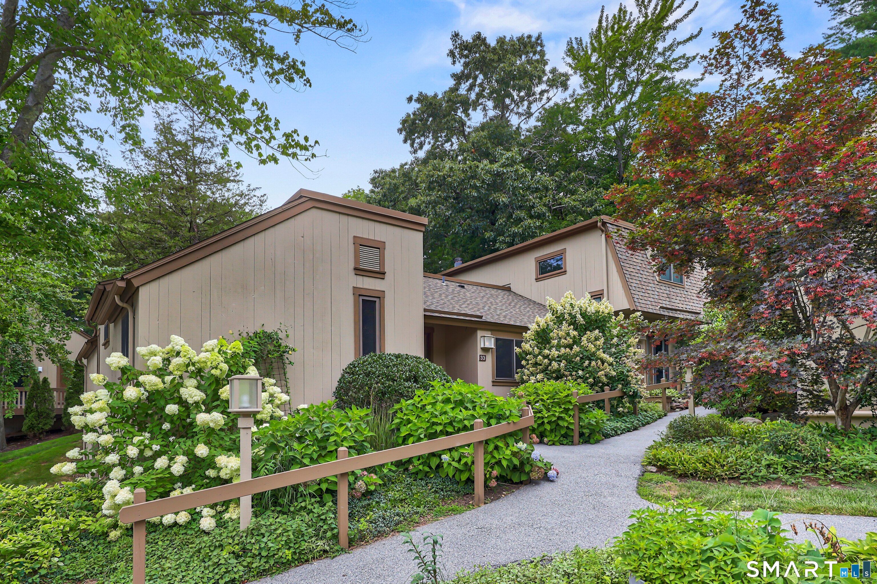 33 Great Meadow Lane Farmington CT 06001