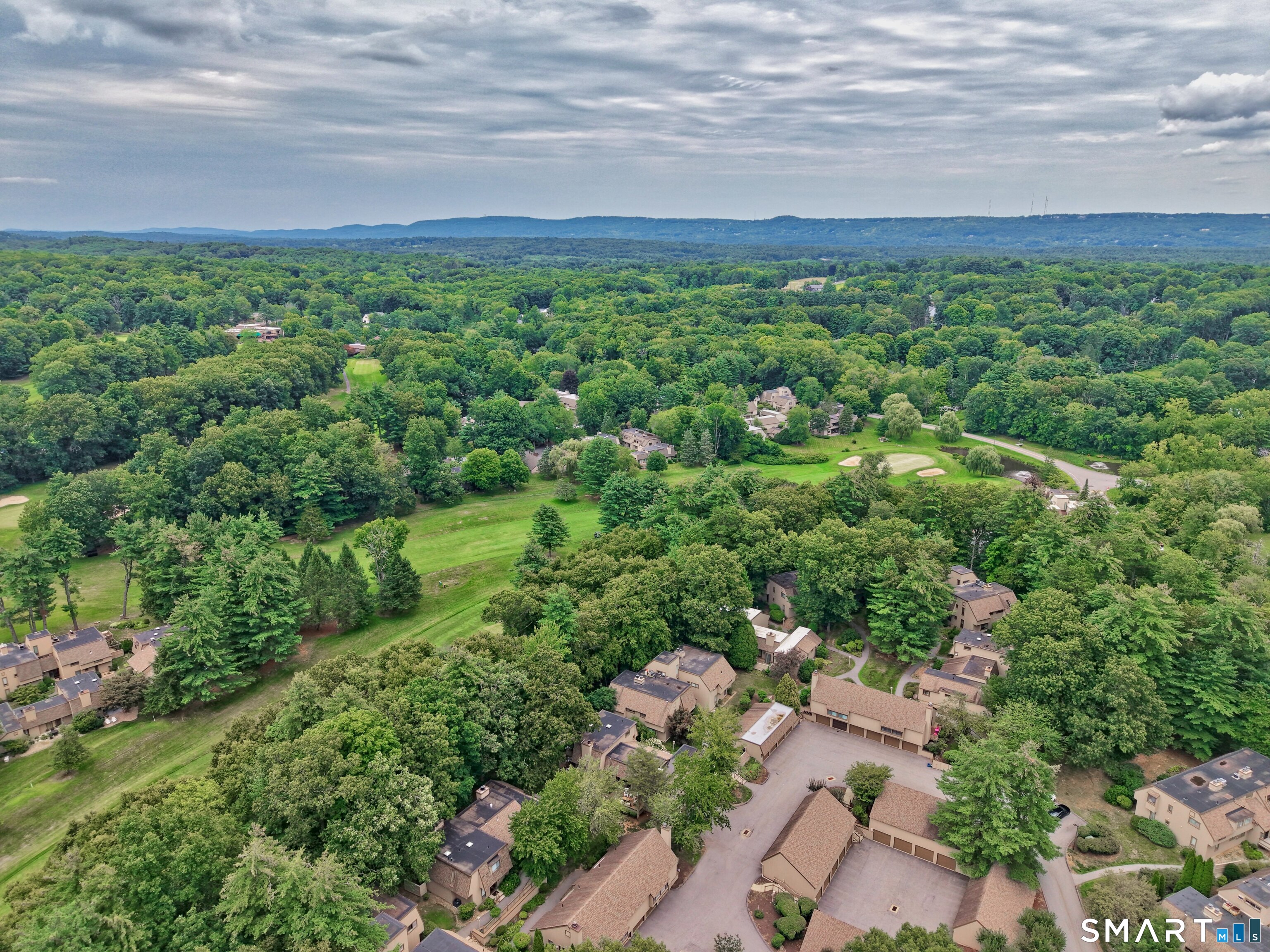 33 Great Meadow Lane Farmington CT 06001