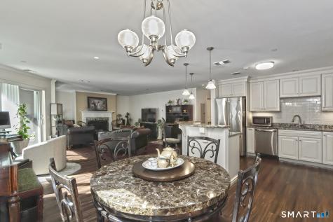 127 Harbour Close New Haven CT 06405