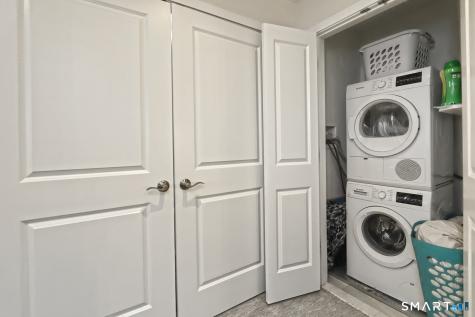 127 Harbour Close New Haven CT 06405