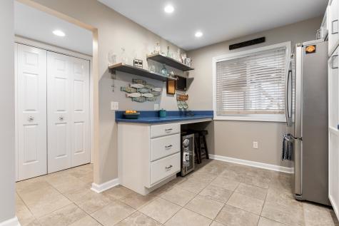 1 Mansfield Grove Road East Haven CT 06512