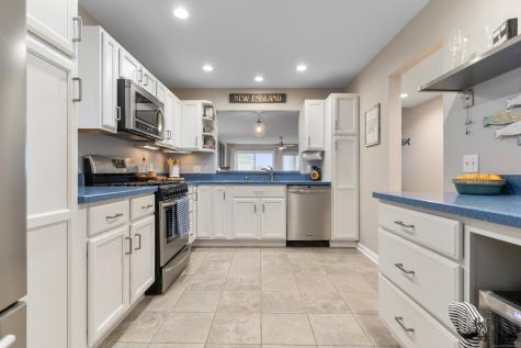 1 Mansfield Grove Road East Haven CT 06512