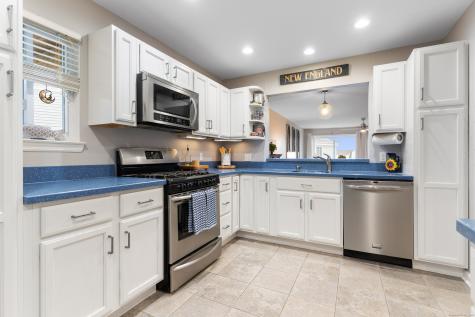 1 Mansfield Grove Road East Haven CT 06512