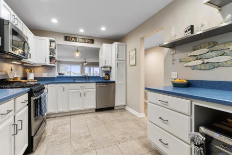 1 Mansfield Grove Road East Haven CT 06512