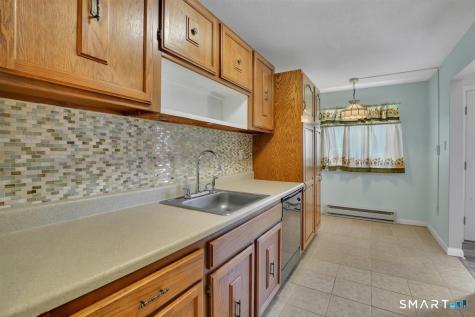 36 Cedar Land Court Cromwell CT 06416