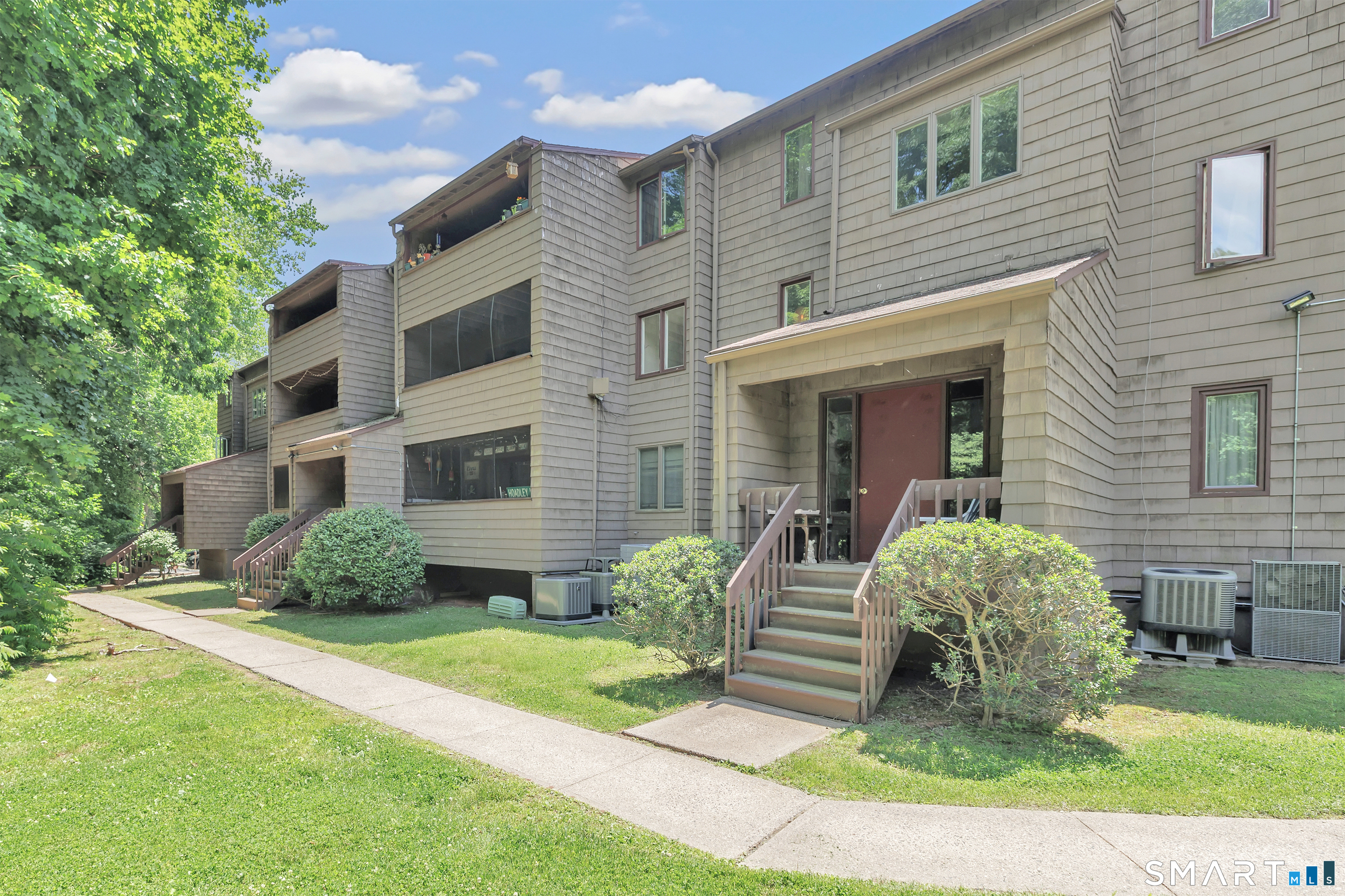 166 Towne House Road Hamden CT 06514