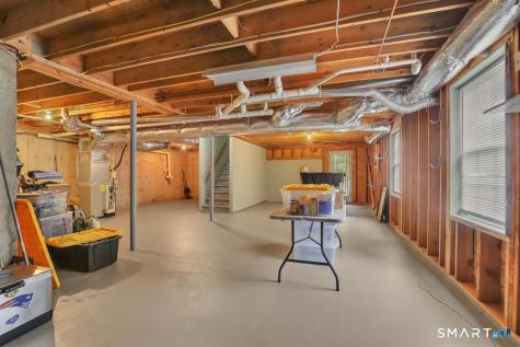 17 Ginger Circle Portland CT 06480