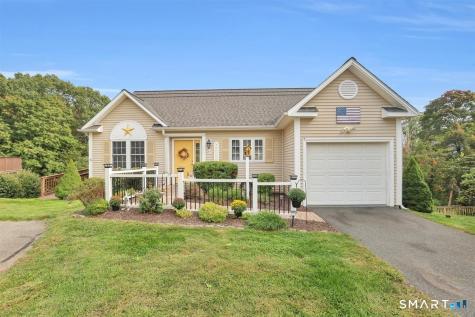 17 Ginger Circle Portland CT 06480