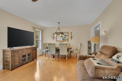 17 Ginger Circle Portland CT 06480