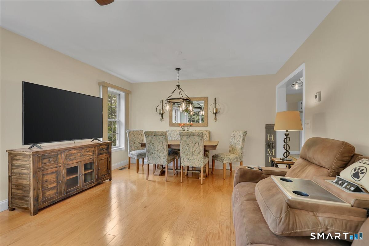 17 Ginger Circle Portland CT 06480