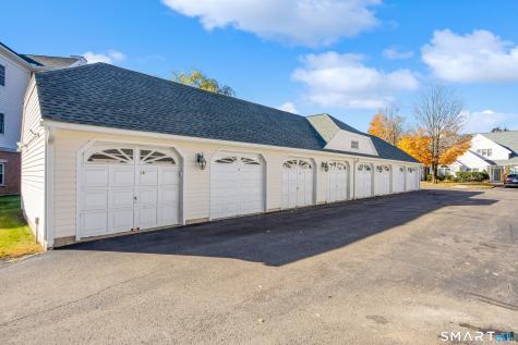 12 Southwick Court Cheshire CT 06410