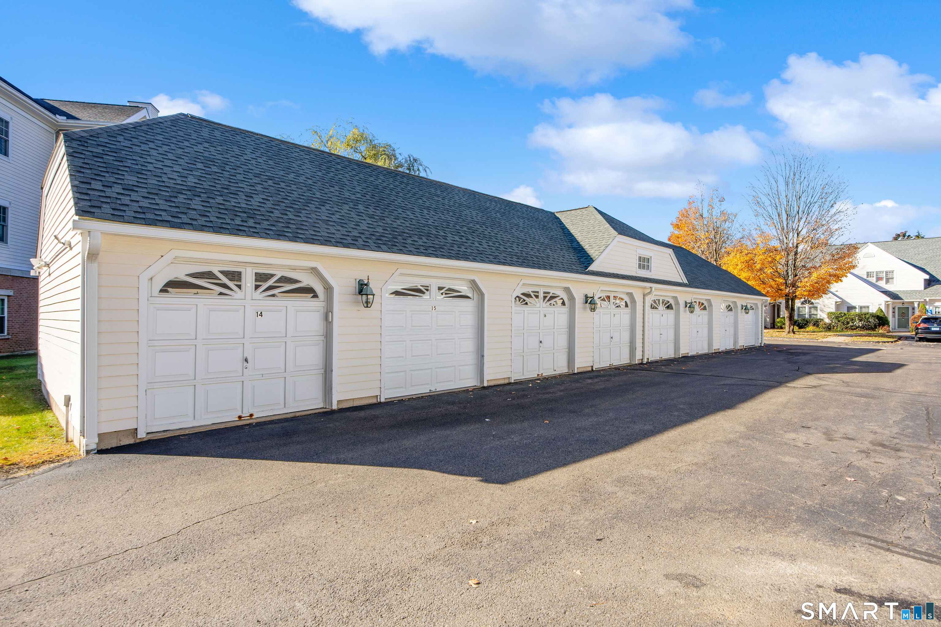 12 Southwick Court Cheshire CT 06410