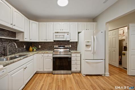 12 Southwick Court Cheshire CT 06410