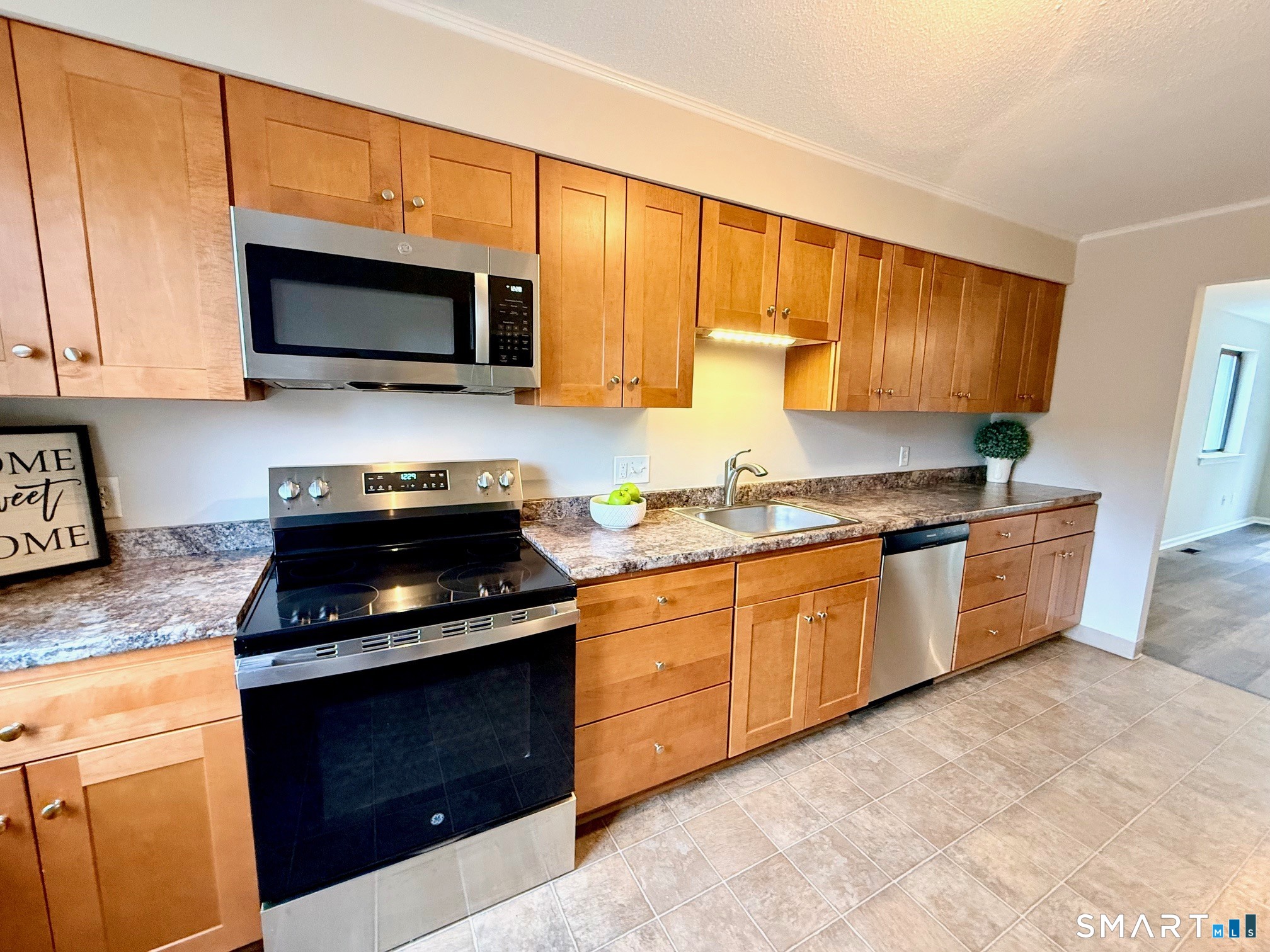 218 Adams Hill Way East Windsor CT 06088