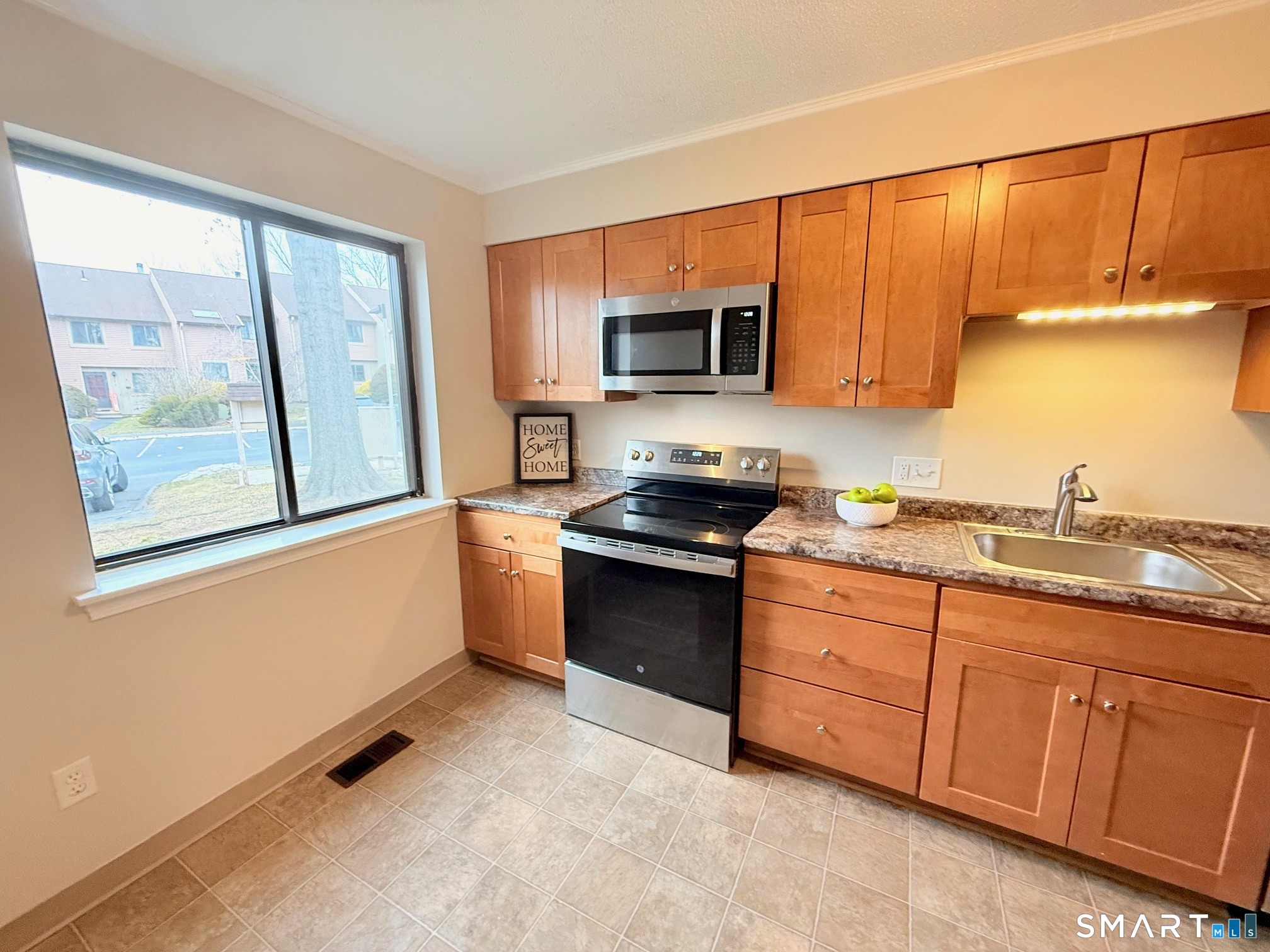 218 Adams Hill Way East Windsor CT 06088