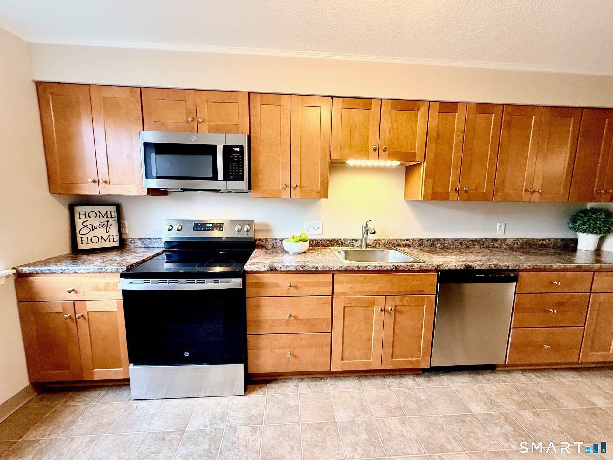 218 Adams Hill Way East Windsor CT 06088