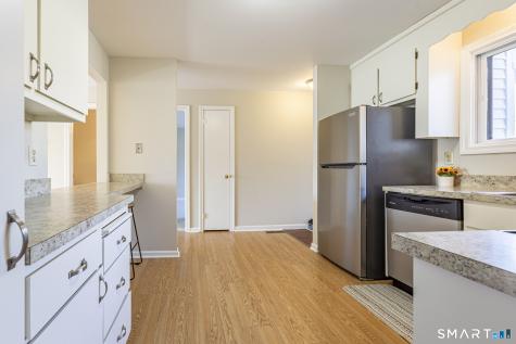 101 Summer Hill Drive South Windsor CT 06074