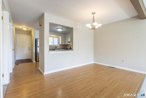 101 Summer Hill Drive South Windsor CT 06074