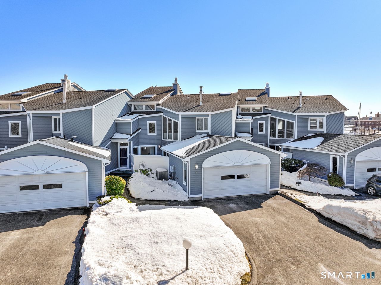 8 Oyster Landing Road Milford CT 06460