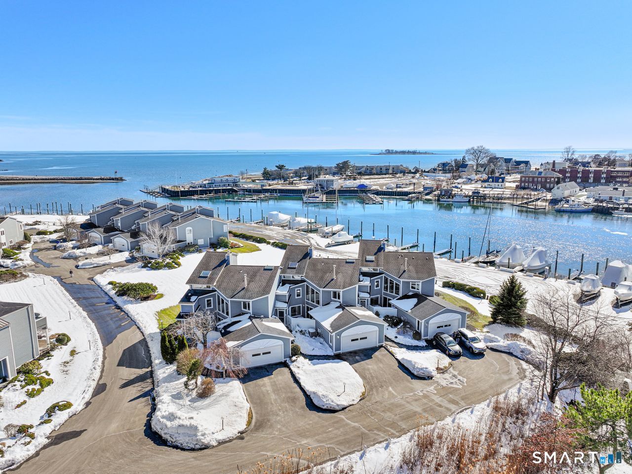 8 Oyster Landing Road Milford CT 06460