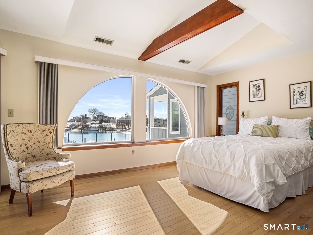 8 Oyster Landing Road Milford CT 06460