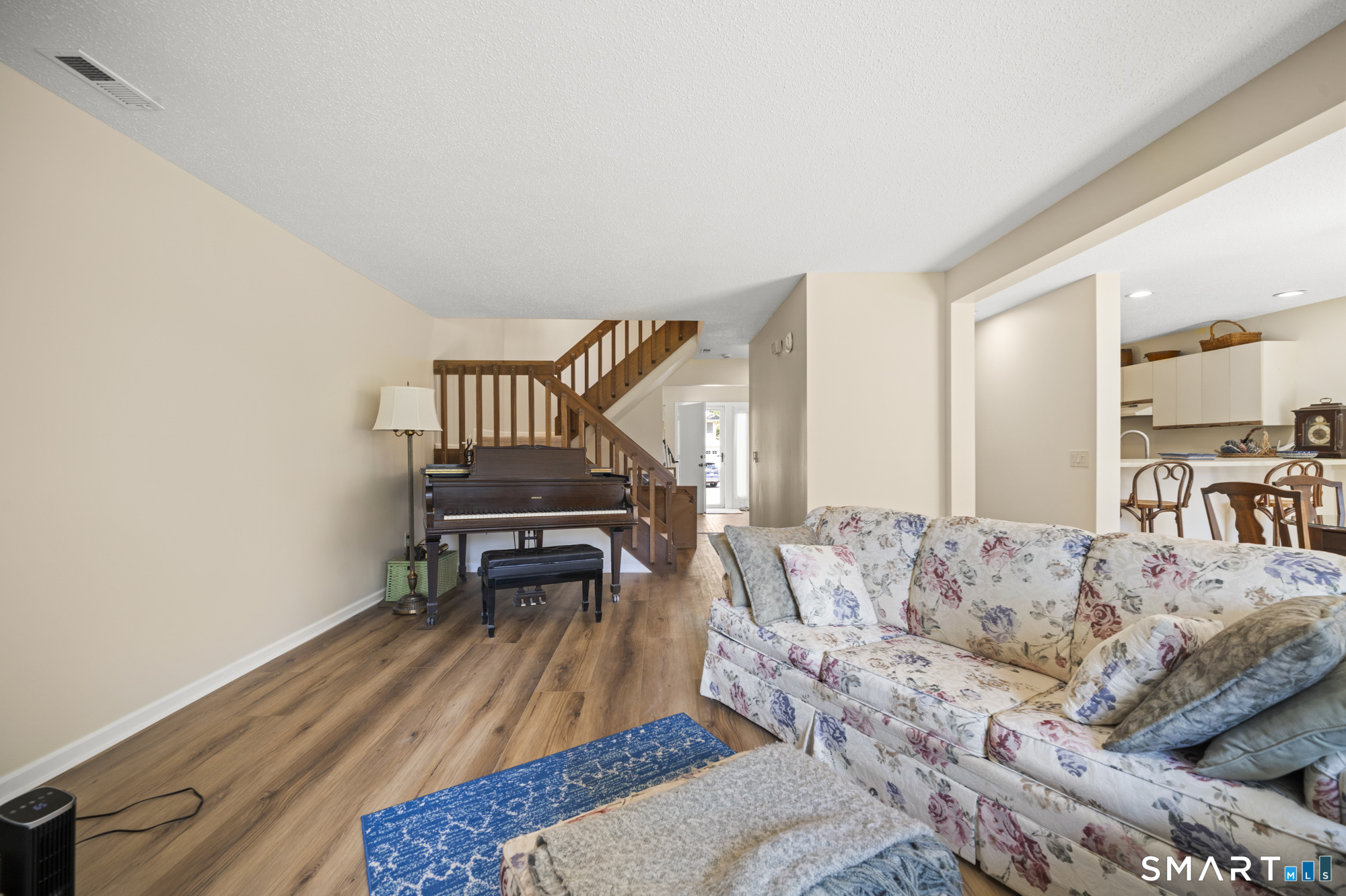 230 East Bass Lane Suffield CT 06078