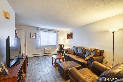 21 Heritage Woods Wallingford CT 06492