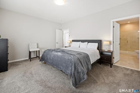 40 Lombard Circle North Haven CT 06473
