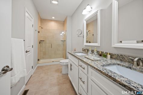 40 Lombard Circle North Haven CT 06473