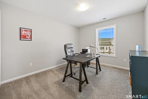 40 Lombard Circle North Haven CT 06473