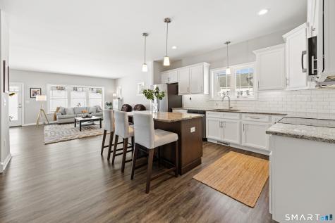 40 Lombard Circle North Haven CT 06473