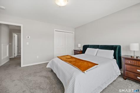 40 Lombard Circle North Haven CT 06473