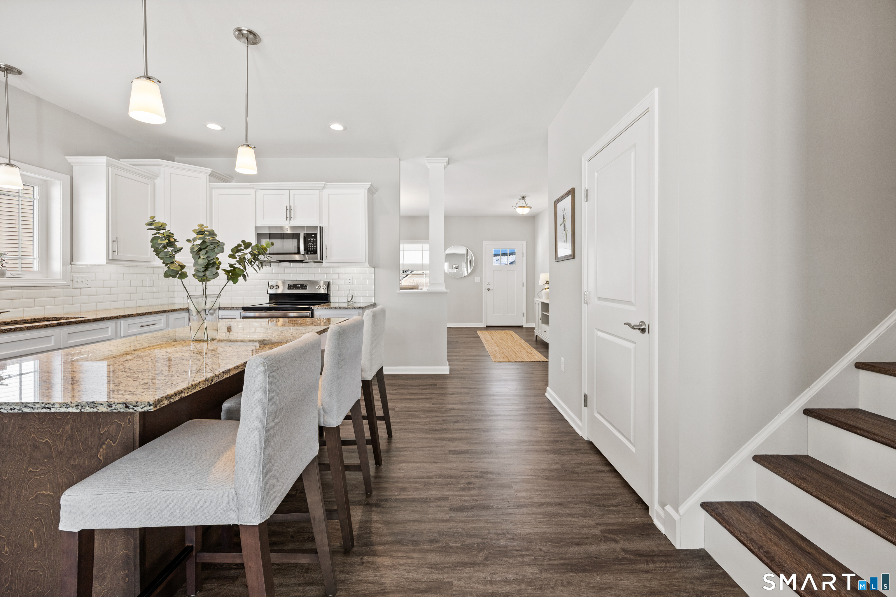 40 Lombard Circle North Haven CT 06473