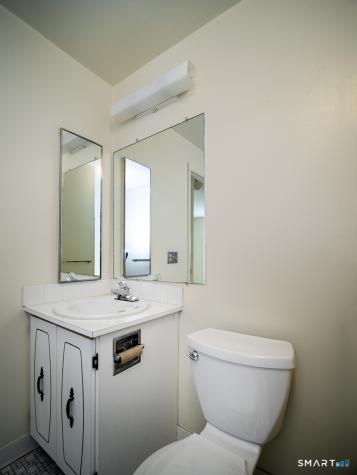 6 Meeting House Road Stratford CT 06614