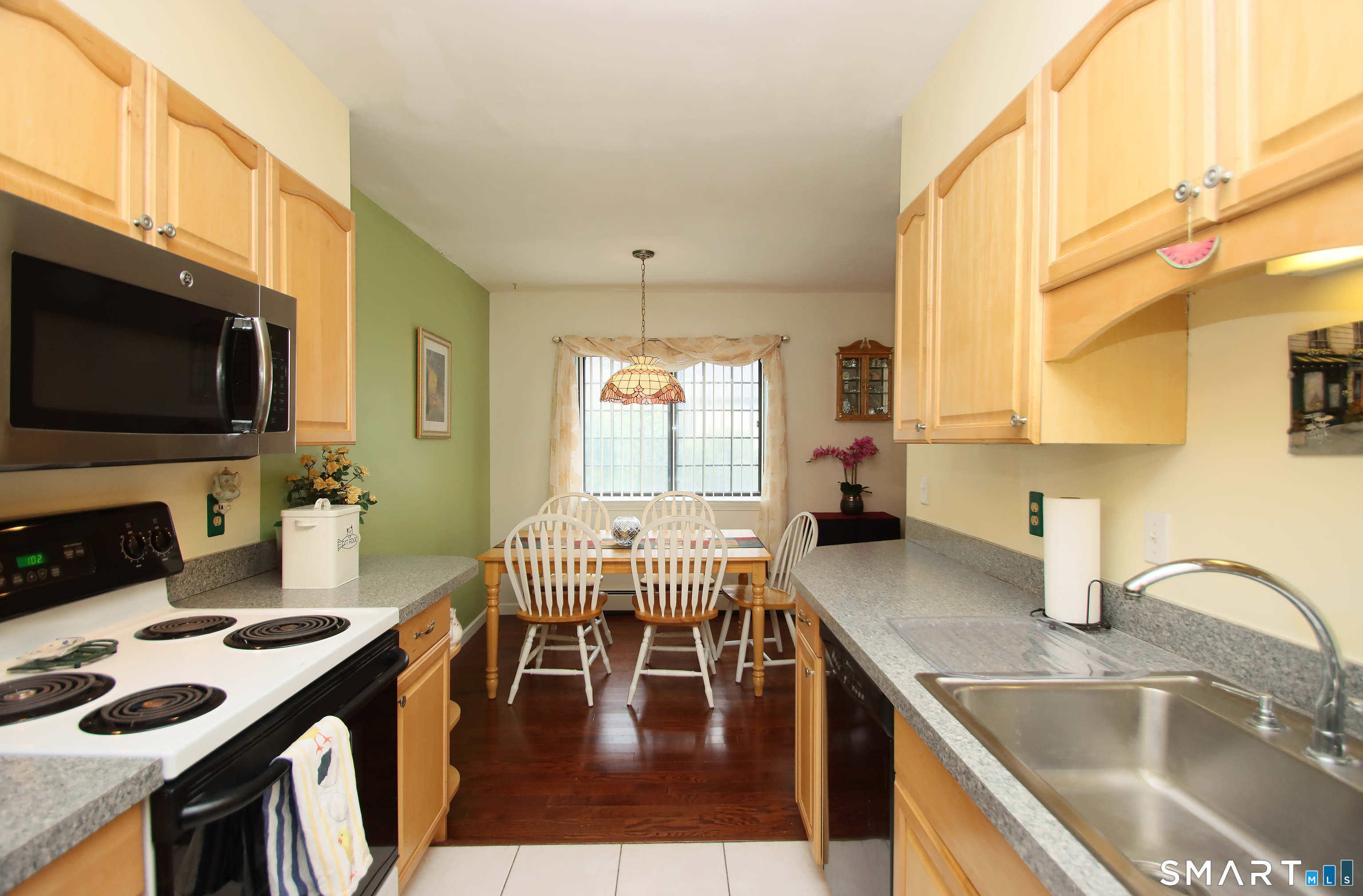 448 Swanson Crescent Milford CT 06461