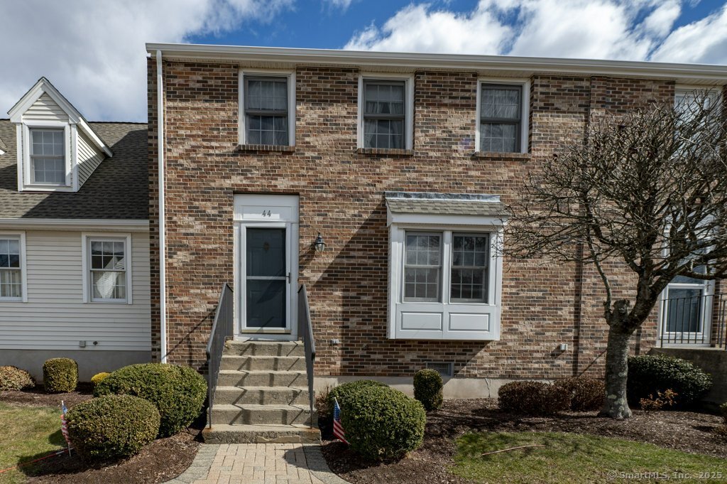 44 Dunham Street Wethersfield CT 06109