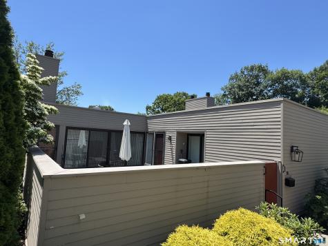 25 Charlton Hill Road Hamden CT 06518