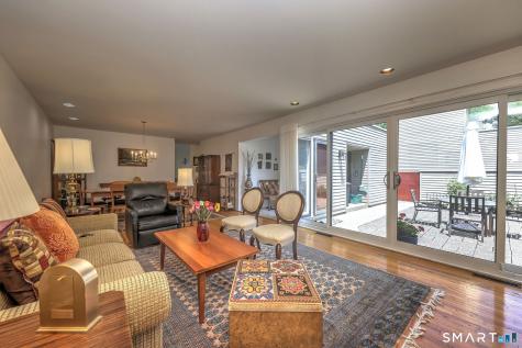 25 Charlton Hill Road Hamden CT 06518
