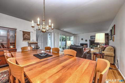 25 Charlton Hill Road Hamden CT 06518