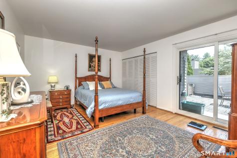 25 Charlton Hill Road Hamden CT 06518