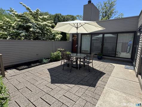 25 Charlton Hill Road Hamden CT 06518