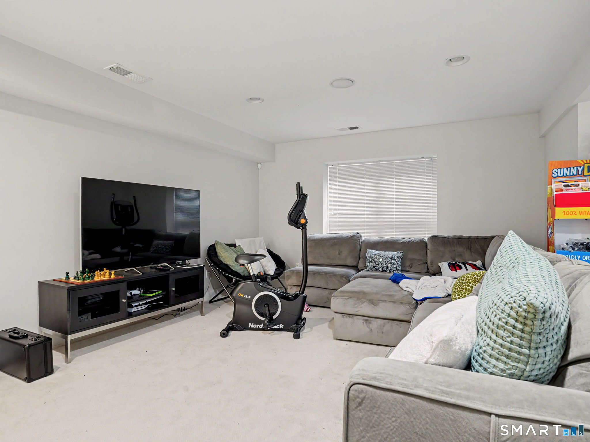 77 Havemeyer Lane Stamford CT 06902