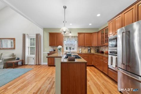 194 Eastwood Drive Seymour CT 06483
