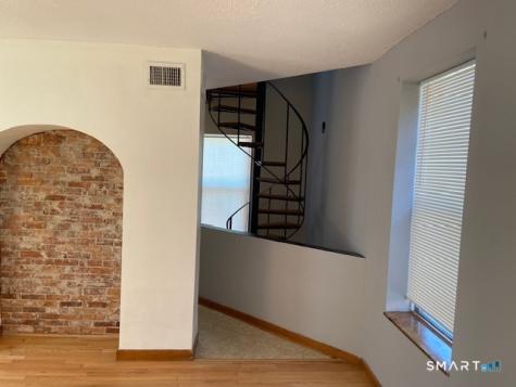 39 Wethersfield Avenue Hartford CT 06114