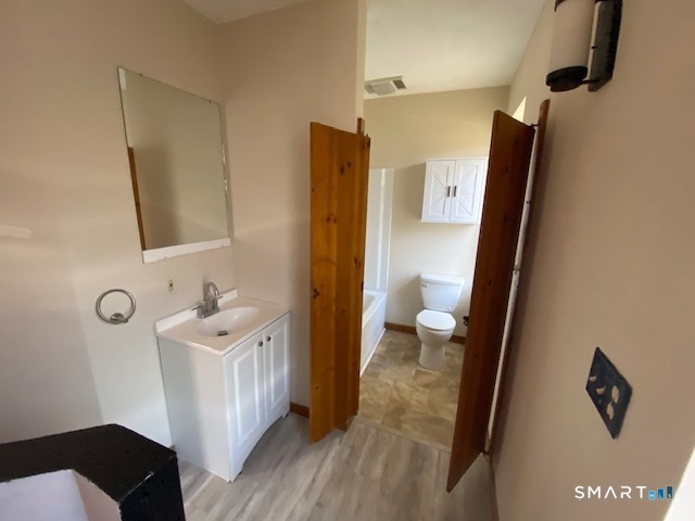 39 Wethersfield Avenue Hartford CT 06114