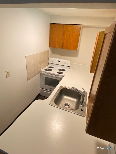 39 Wethersfield Avenue Hartford CT 06114