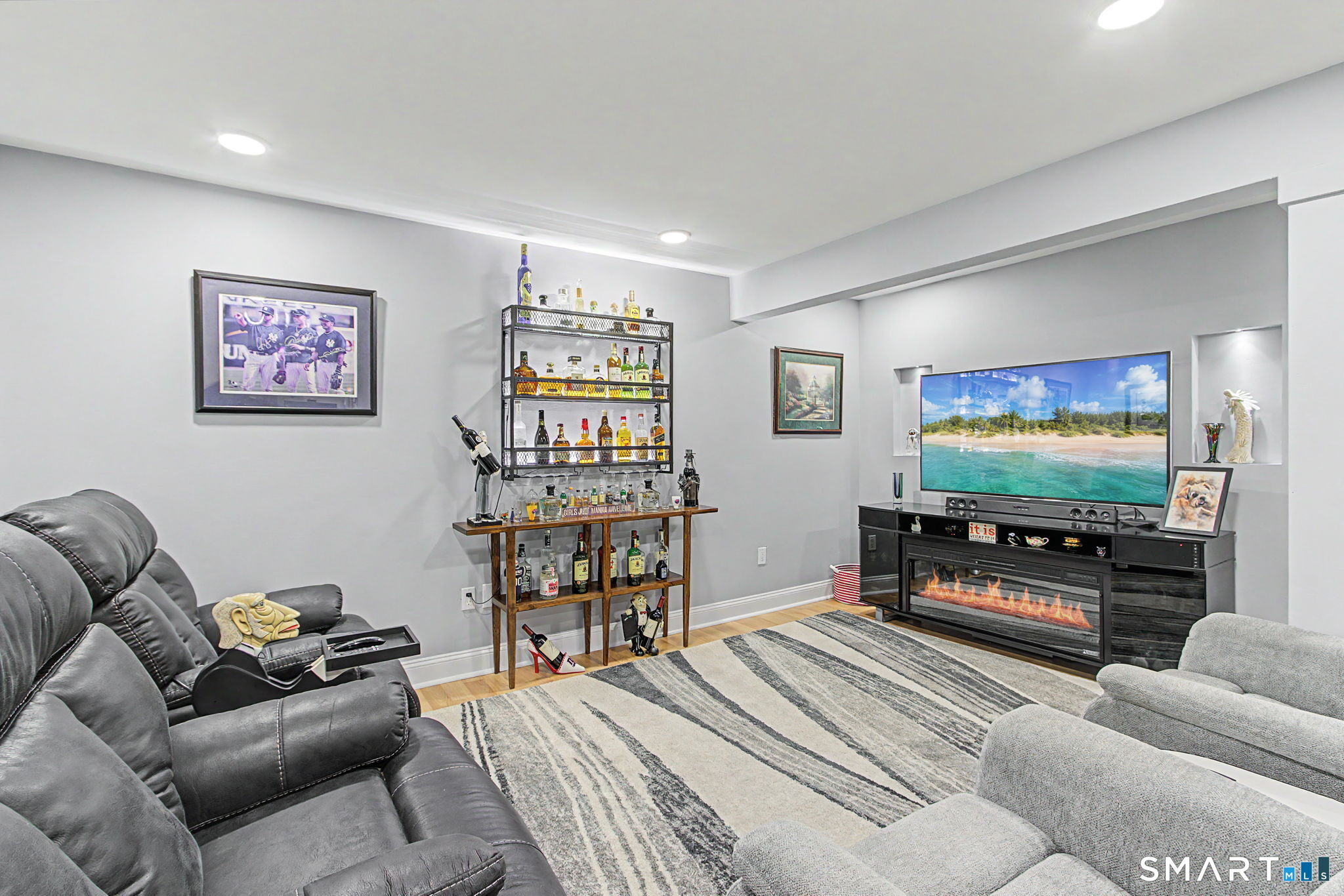 55 Mill Plain Road Danbury CT 06811