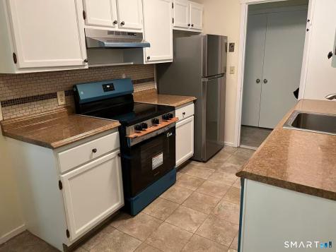 469 Heritage Village Southbury CT 06488